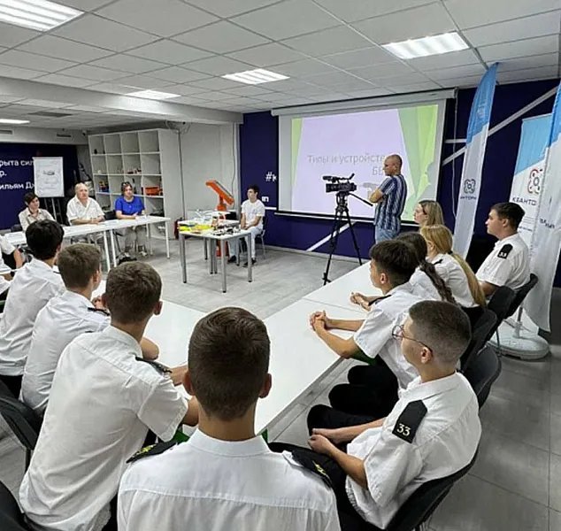 Новороссийских школьников научат конструировать и&nbsp;собирать FPV-дроны
