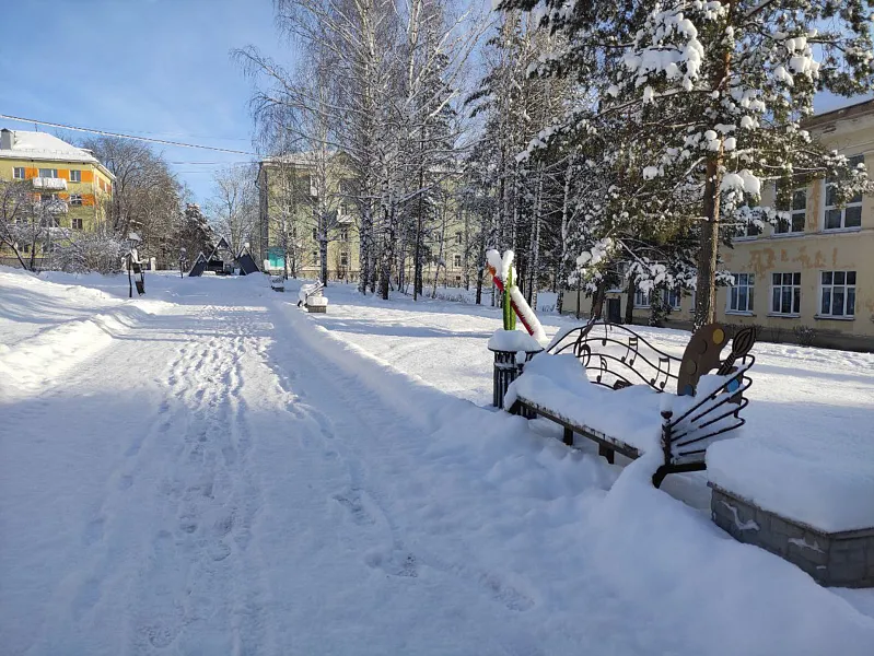 В&nbsp;городе Трехгорном Челябинской области обновили сквер и&nbsp;аллею