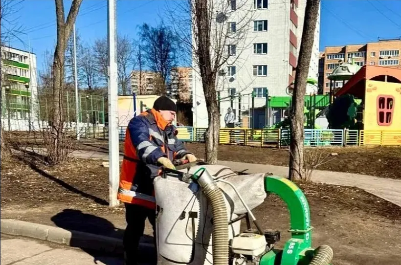 В&nbsp;Подмосковье для&nbsp;уборки дворов начнут использовать ручные пылесосы
