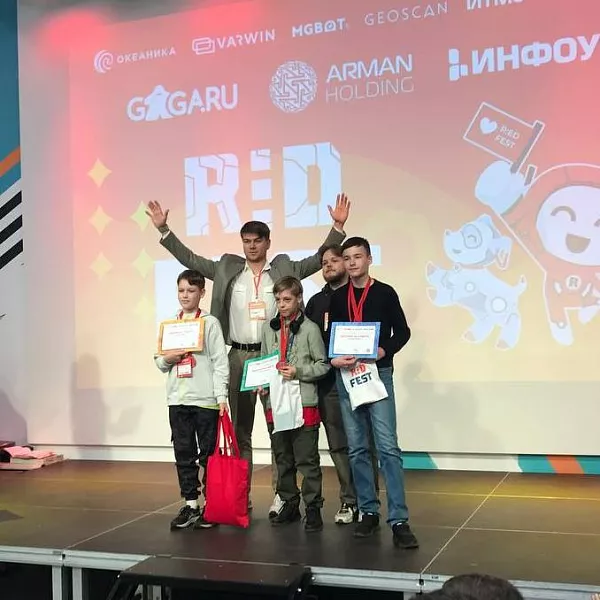 Школьник из&nbsp;Курска стал призером международного фестиваля по&nbsp;робототехнике