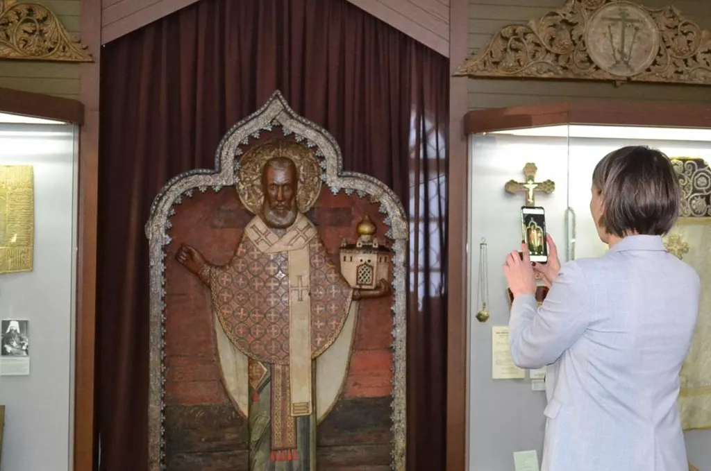 Администрация Губернатора Архангельской области и Правительства Архангельской области