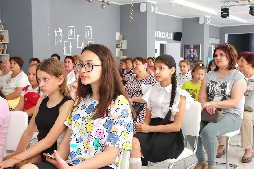 В&nbsp;городе Благодарном на&nbsp;Ставрополье открыли виртуальный концертный зал
