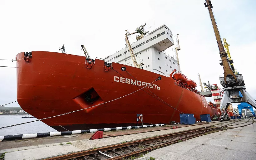 Атомный контейнеровоз &laquo;Севморпуть&raquo; отправился в&nbsp;порт Мурманск