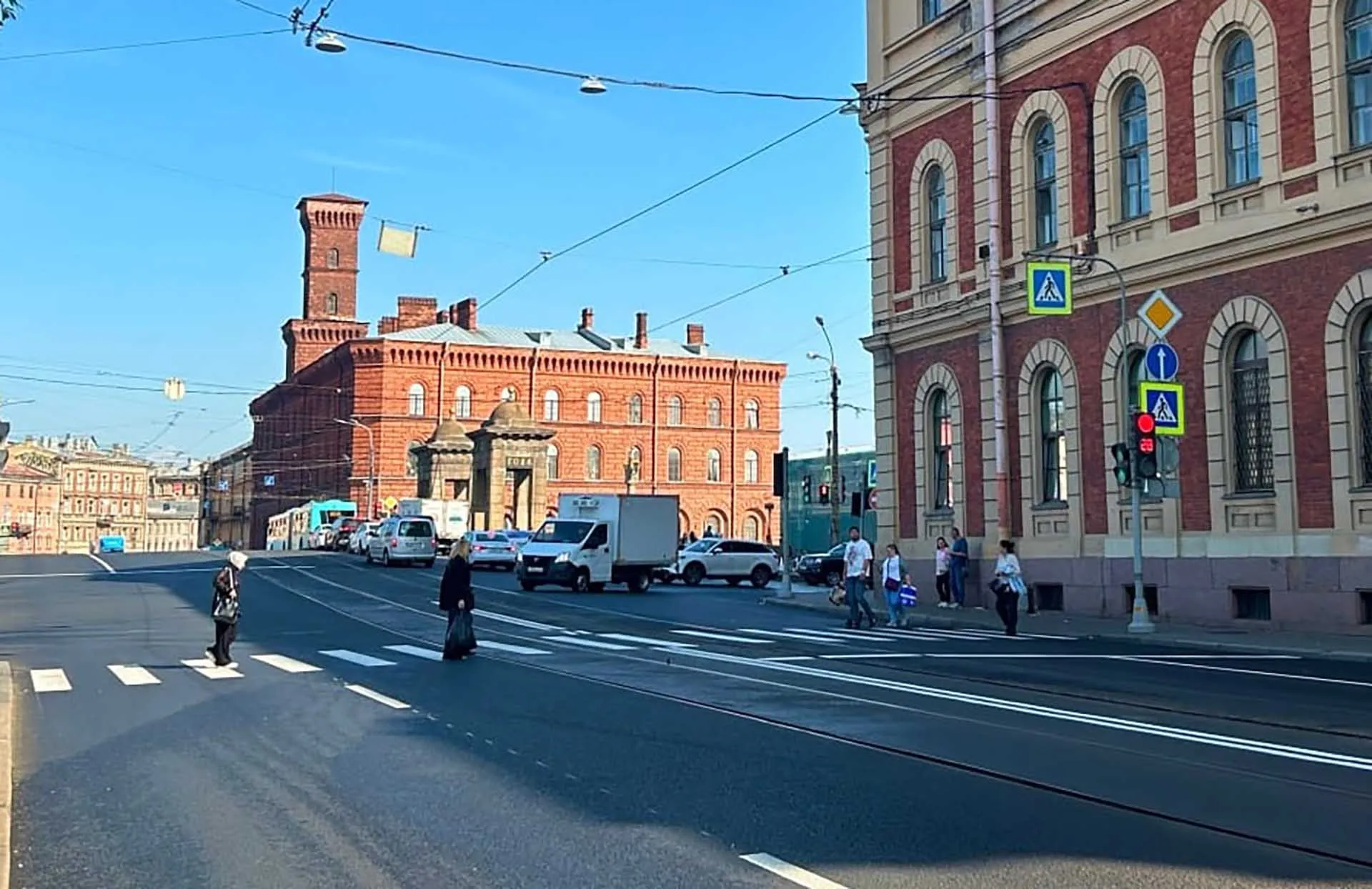 В&nbsp;Петербурге обновили дорожное покрытие на&nbsp;Старо-Петергофском проспекте