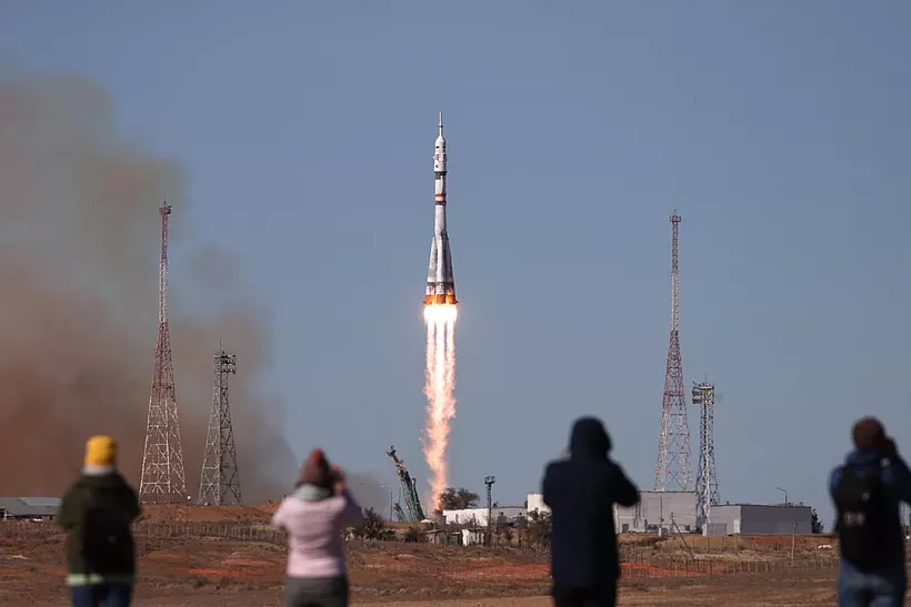Кино в&nbsp;невесомости: начались съемки первого художественного фильма в&nbsp;космосе