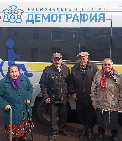 Около пяти тысяч саратовских пенсионеров получили помощь мобильных бригад