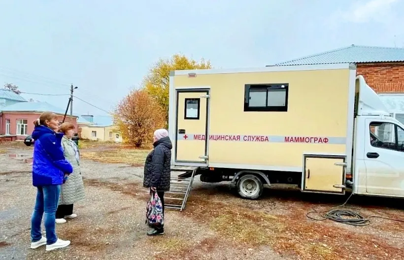 В&nbsp;поселке Саратовской области жительниц обследовали на&nbsp;мобильном маммографе