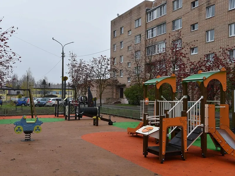 В&nbsp;подмосковном поселке Лотошино оборудовали 2&nbsp;детские площадки