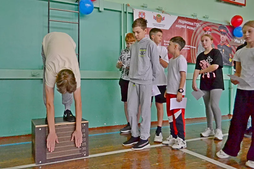 Более 170&nbsp;детей собрались на&nbsp;спортивный фестиваль в&nbsp;одной из&nbsp;школ Омска