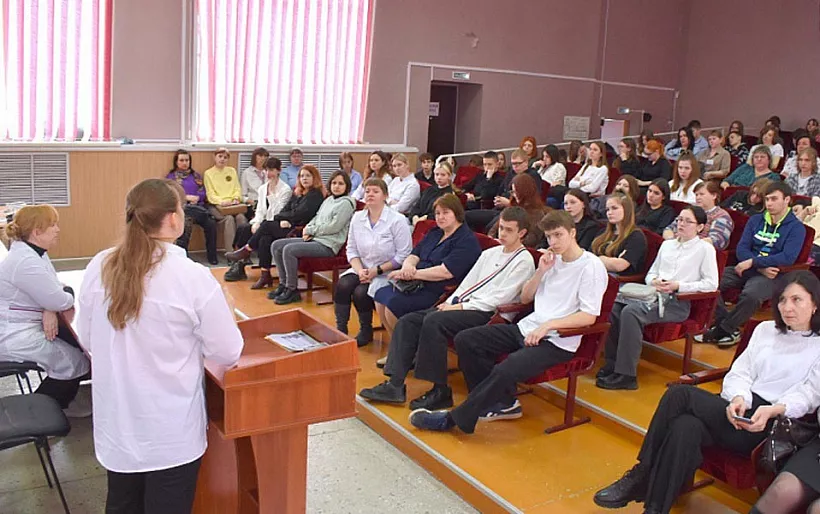 В&nbsp;Заринске Алтайского края прошел фестиваль медицинских профессий