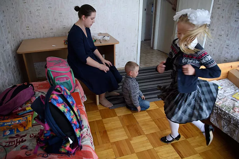 Более семи тысяч калининградцев получили удостоверения многодетной семьи
