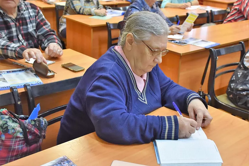 Для&nbsp;тульских пенсионеров начали проводить занятия по&nbsp;киберграмотности