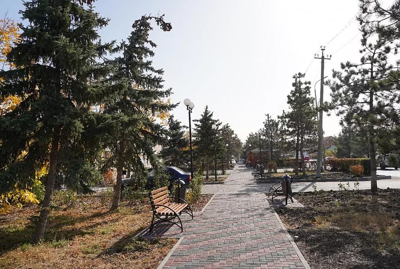 Центральную аллею в&nbsp;селе Курсавка на&nbsp;Ставрополье благоустроили