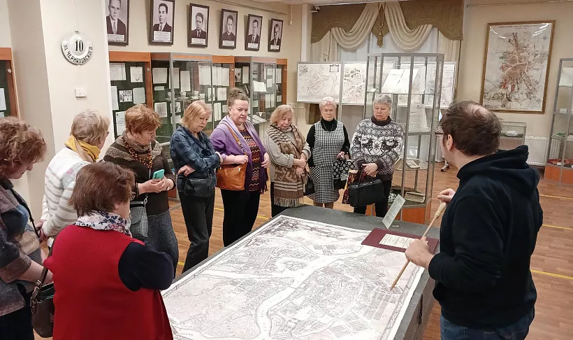В&nbsp;Санкт-Петербурге архивисты провели экскурсию для&nbsp;пенсионеров