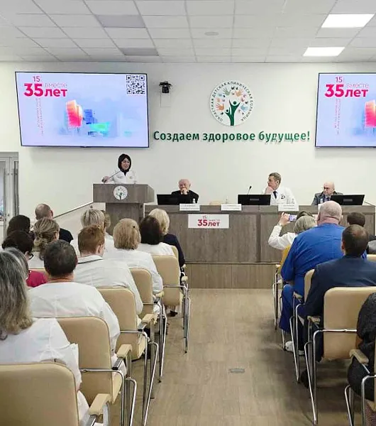 Около 250&nbsp;врачей собрались в&nbsp;Екатеринбурге обсудить методы лечения детей