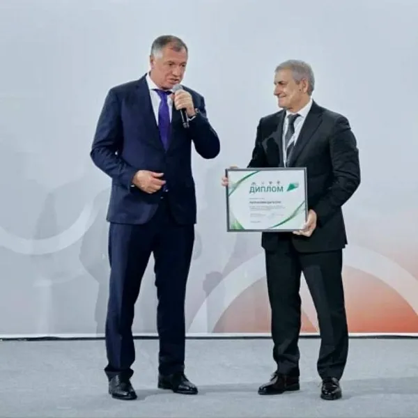 Дагестану вручили диплом за&nbsp;эффективное информирование о&nbsp;ремонте дорог