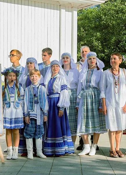 В&nbsp;Москве на&nbsp;ВДНХ отметили славянский праздник Купалье