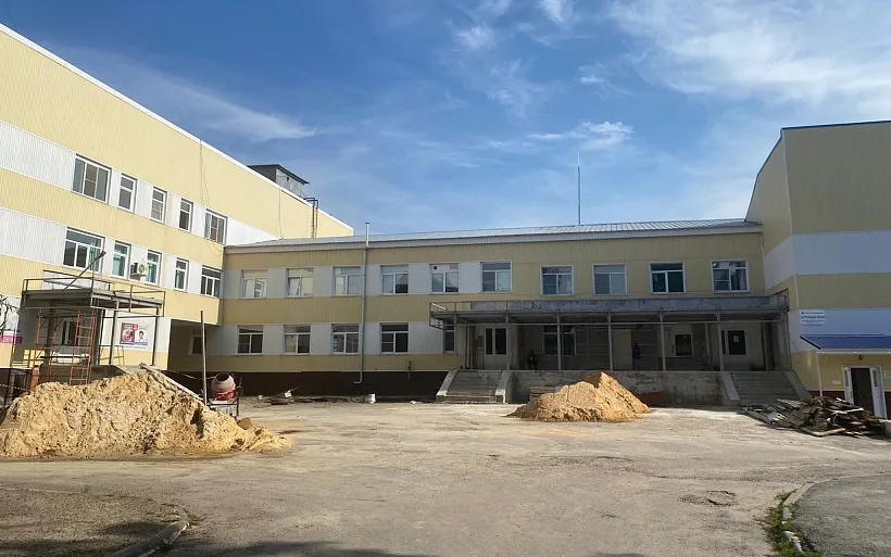 В&nbsp;липецком поселке Добринка продолжается ремонт поликлиники