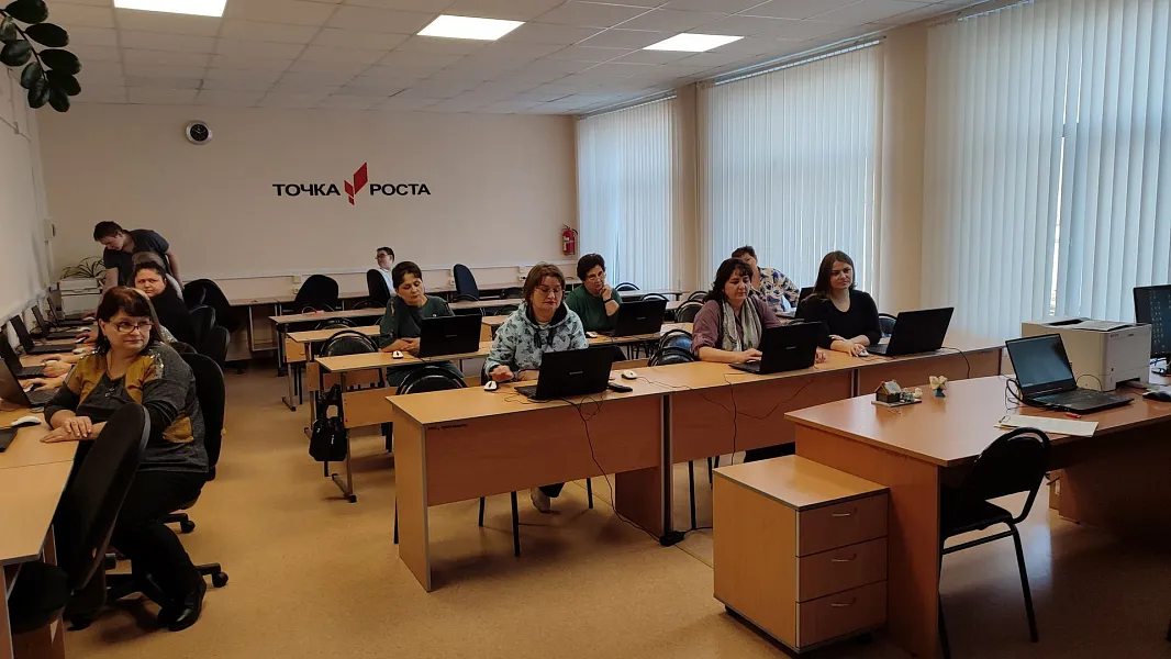 Учителя Октябрьского района Челябинской области освоили 3D-моделирование