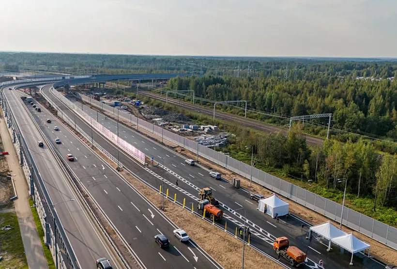 Около 100&nbsp;километров дорог отремонтировали в&nbsp;этом году в&nbsp;Петербурге