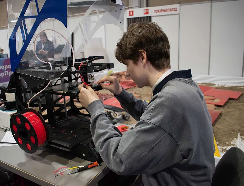 Более 2&nbsp;тысяч учащихся посетили фестиваль профессий в&nbsp;Красноярске