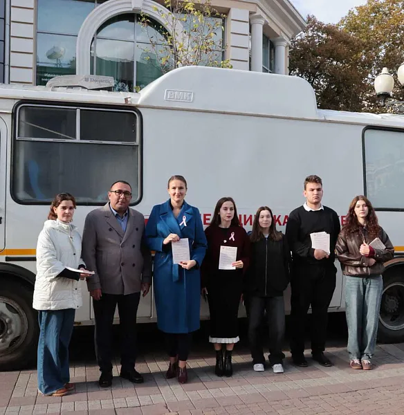 В&nbsp;Симферополе прошла акция ко&nbsp;Дню борьбы с&nbsp;раком молочной железы
