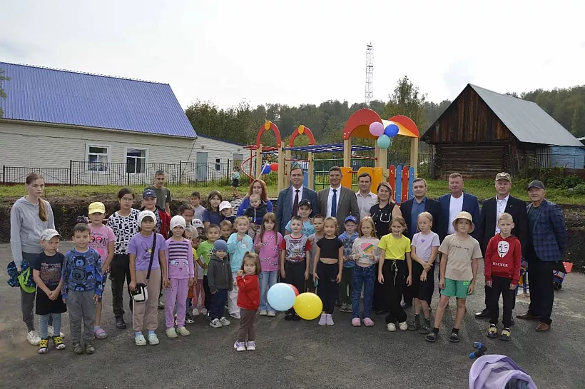 В&nbsp;селе Караидель Республики Башкортостан появилась новая детская площадка