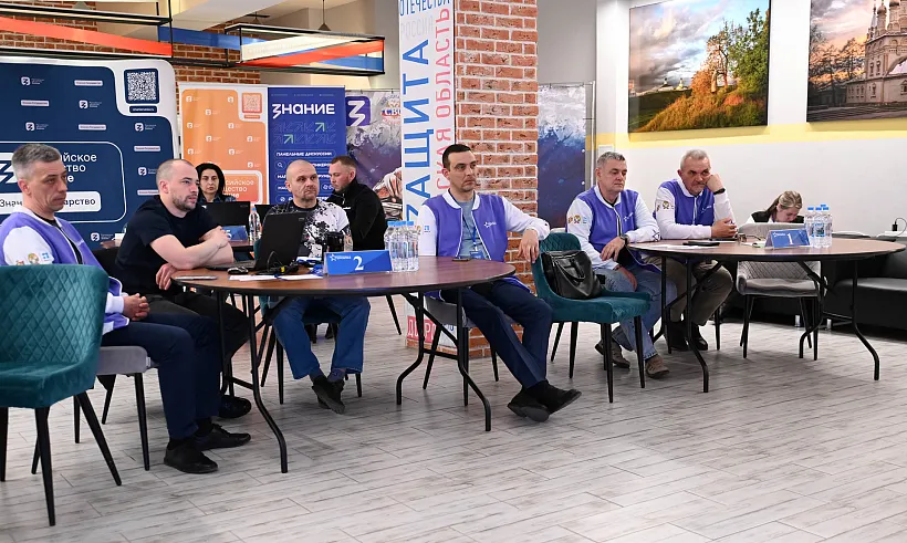 Участники проекта &laquo;Герои62&raquo; встретились с&nbsp;главой Минцифры Рязанской области