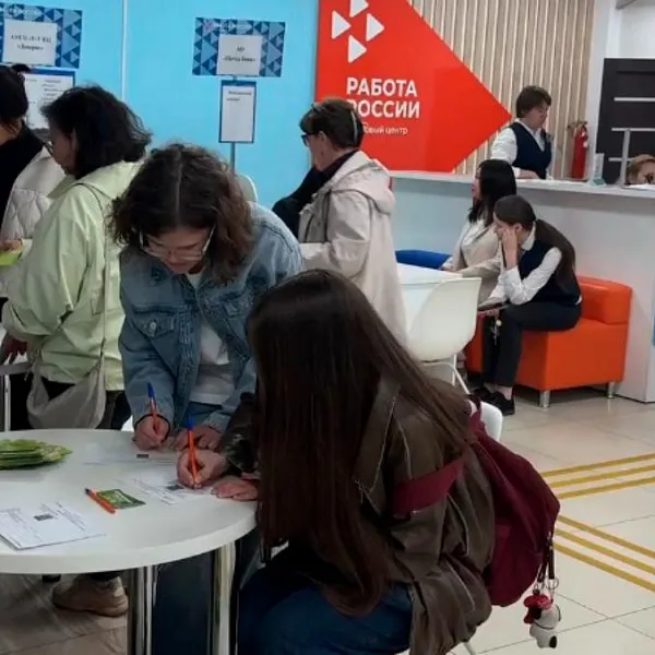 Подросткам из&nbsp;Улан-Удэ рассказали о&nbsp;возможностях трудоустройства