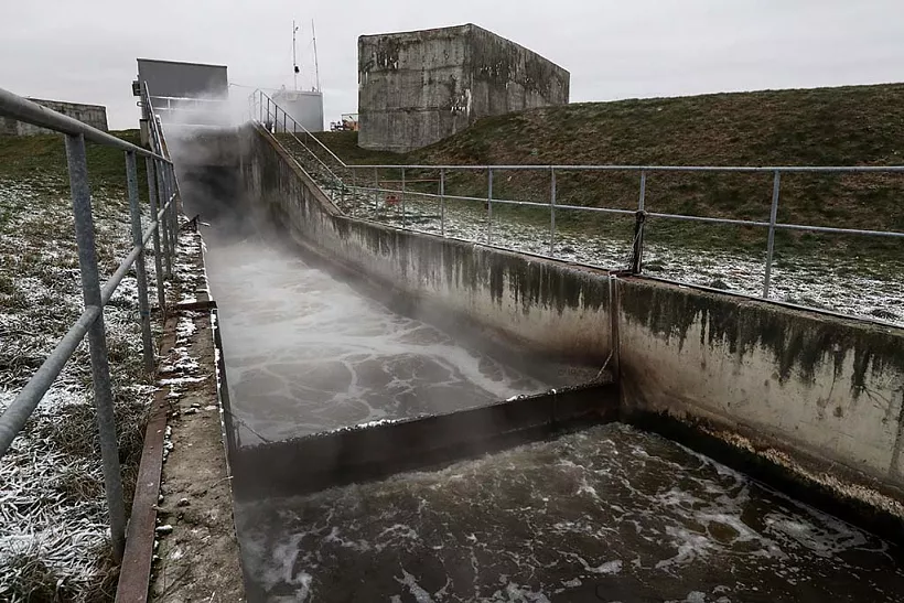 Около трех тысяч жителей Тюкалинска обеспечили питьевой водой