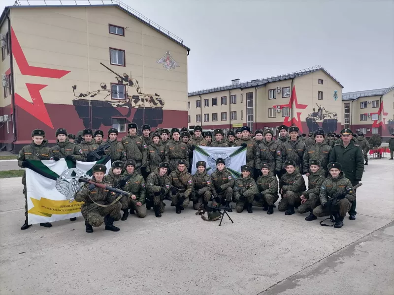 Молодежь Дона узнала о&nbsp;быте 103-го мотострелкового Краснознаменного полка