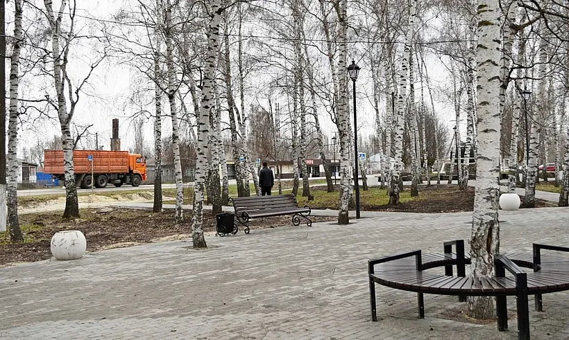 В&nbsp;сквере поселка Грибановского Воронежской области установили камеры