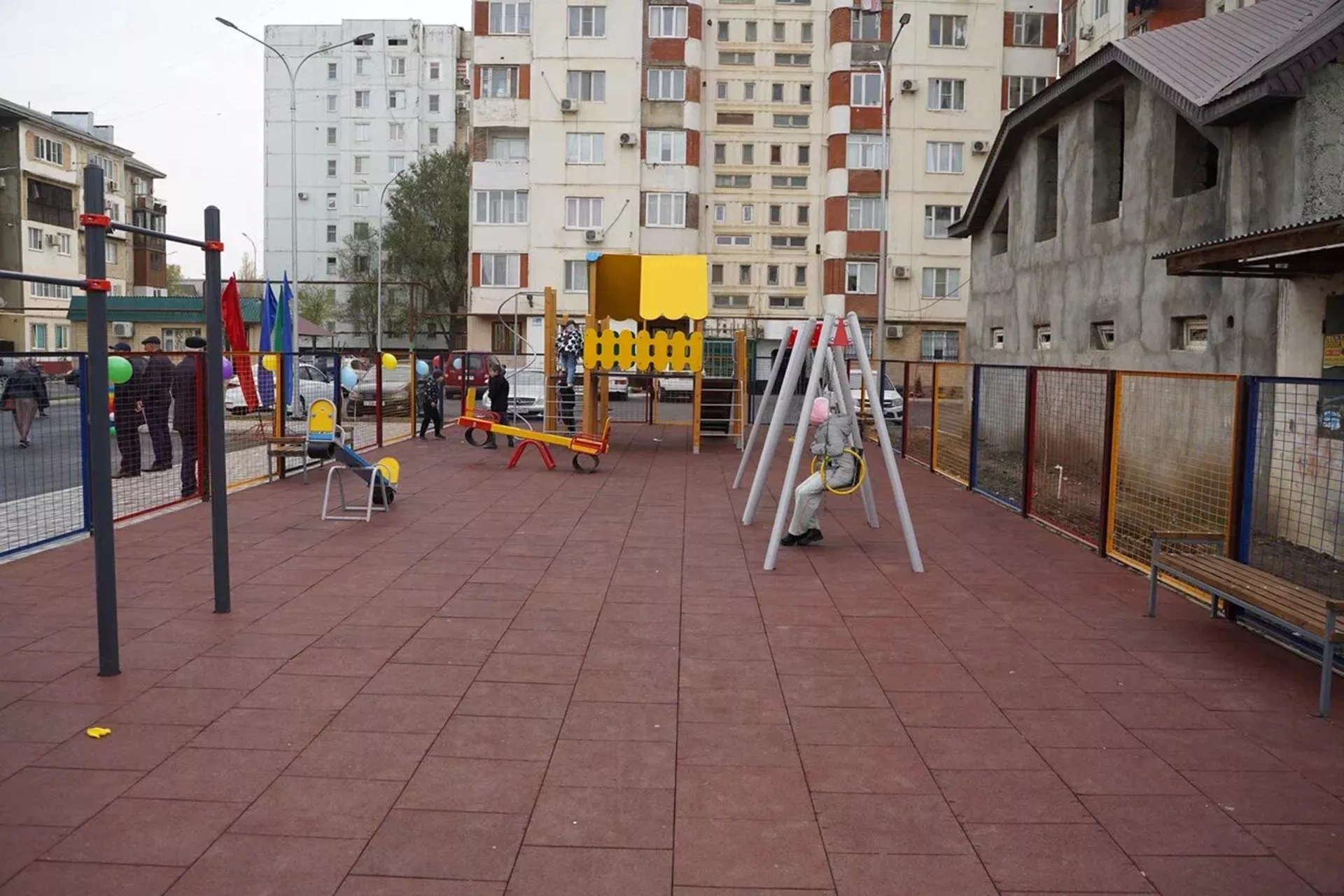 В&nbsp;Кизилюрте Республики Дагестан благоустроили двор