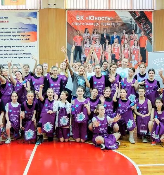В&nbsp;Пензе известные спортсменки провели мастер-класс для&nbsp;юных баскетболисток