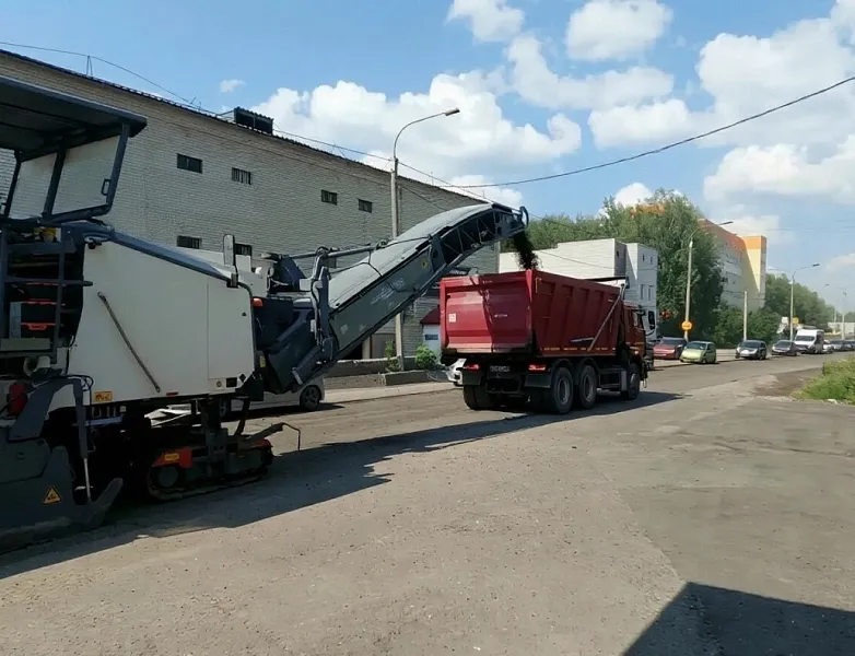 В&nbsp;Барнауле начали ремонт улицы Солнечная Поляна