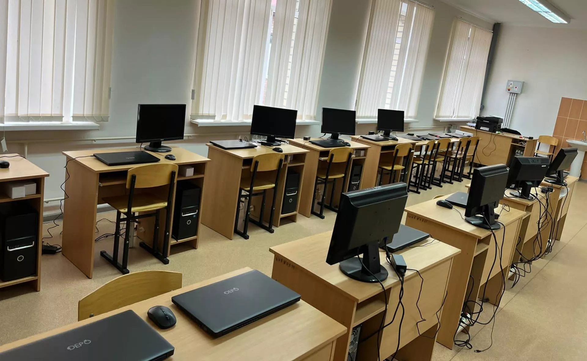 Министерство образования и науки Карачаево-Черкесской Республики