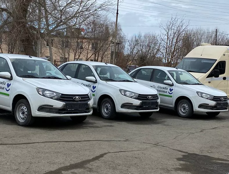 Больница в&nbsp;поселке Увельском Челябинской области получила новые автомобили