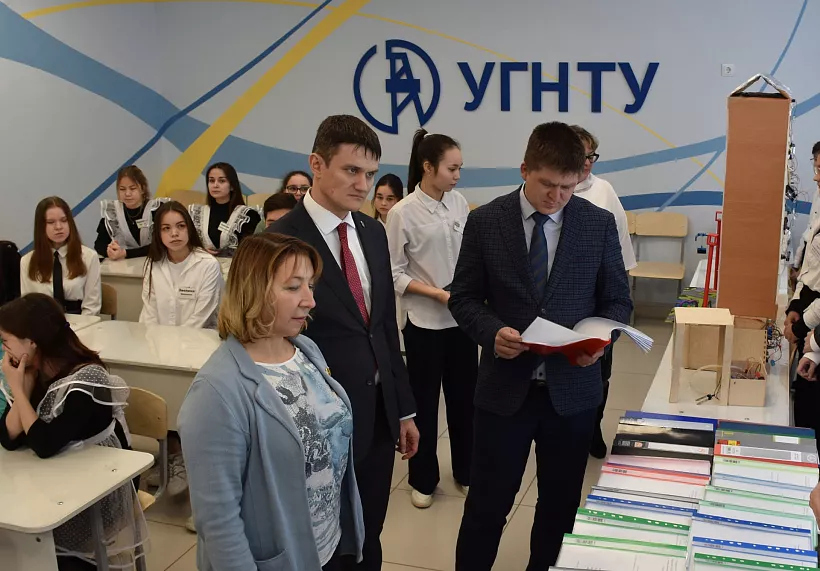 В&nbsp;школе башкирского села Аскино открыли кабинет уфимского вуза