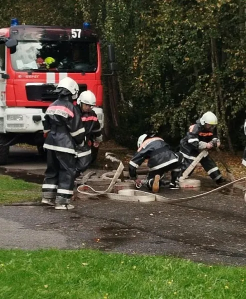 Учащиеся петербургской школы № 199&nbsp;приняли участие в&nbsp;слете юных пожарных