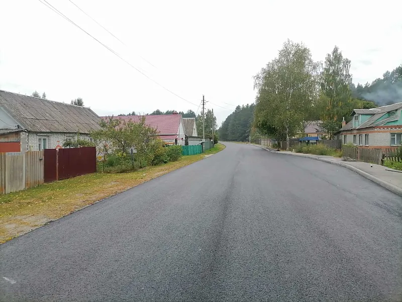 В&nbsp;Брянской области завершается капремонт участка дороги к&nbsp;поселку Синезерки
