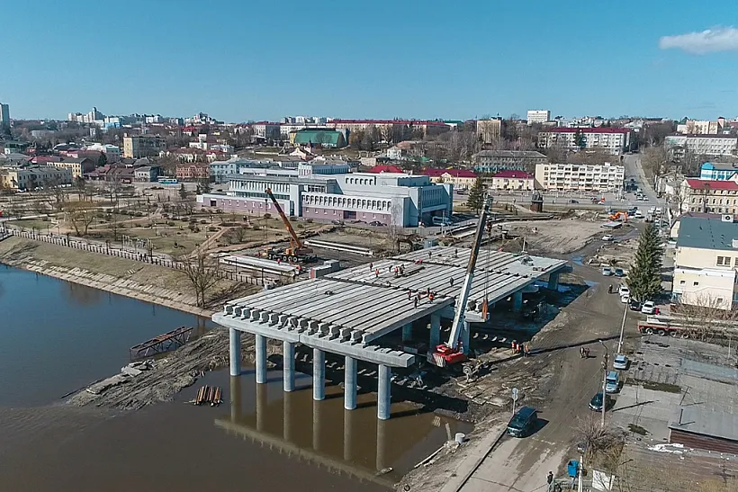 В&nbsp;Брянске строят мост через реку Десну