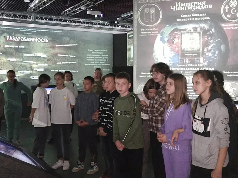 Школьники Сергиевского района посетили знаковые места Самары