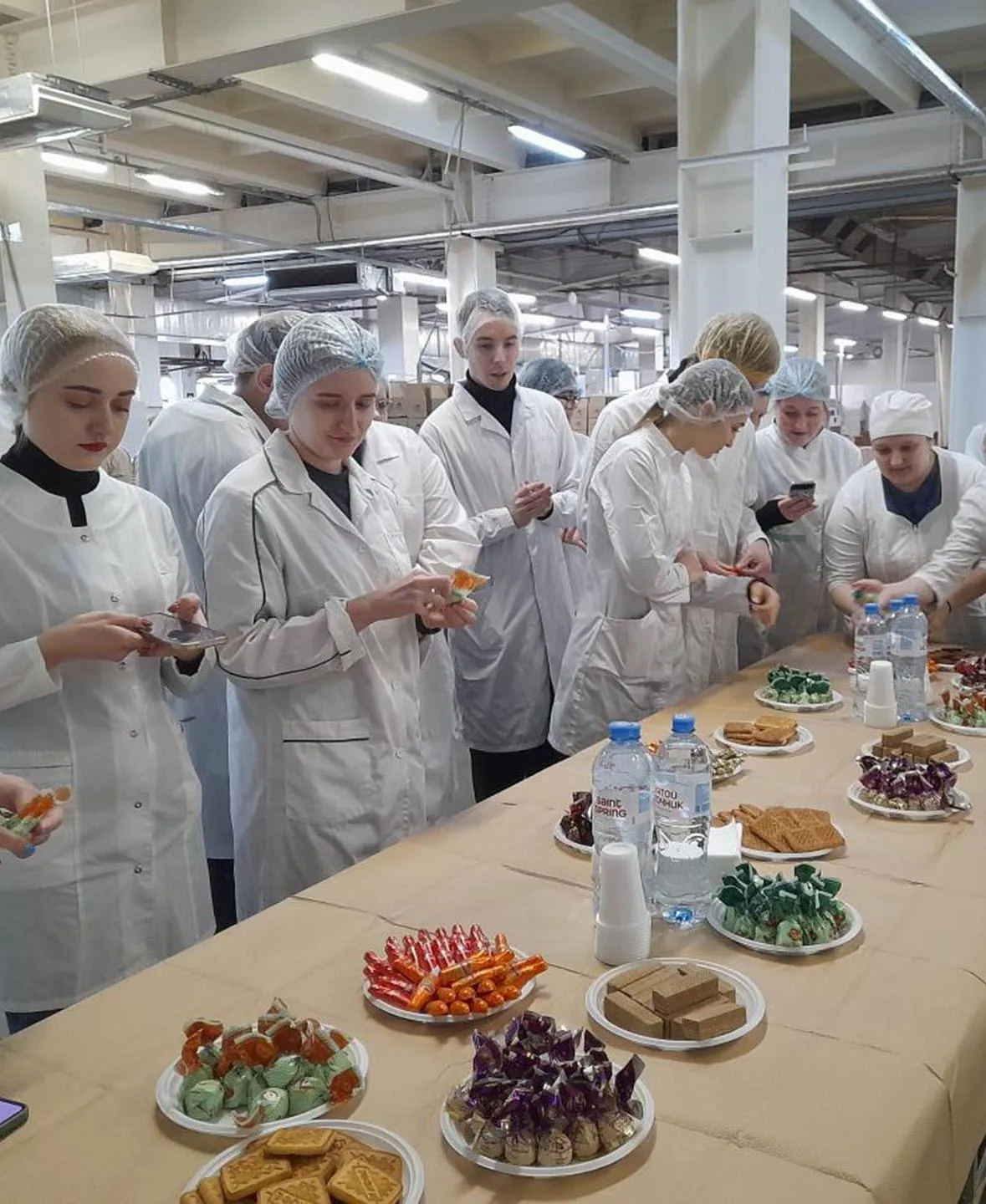 В&nbsp;Саратовской области будущие технологи посетили кондитерскую фабрику