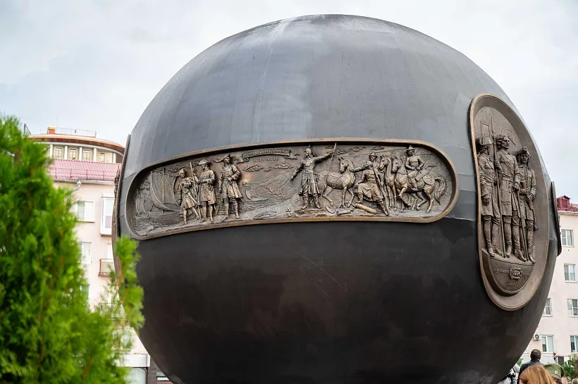 На&nbsp;площади Бухгольца в&nbsp;Омске обновили монумент &laquo;Держава&raquo;