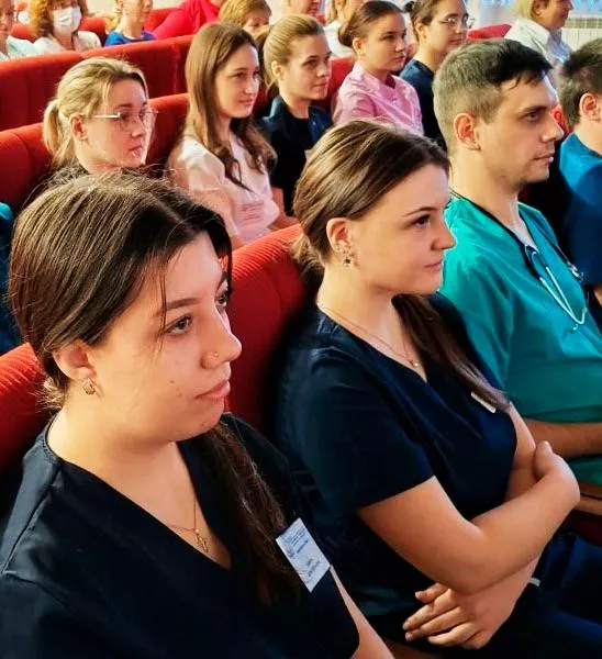 Более 20&nbsp;медиков начали работать в&nbsp;Красноярской клинической больнице № 4