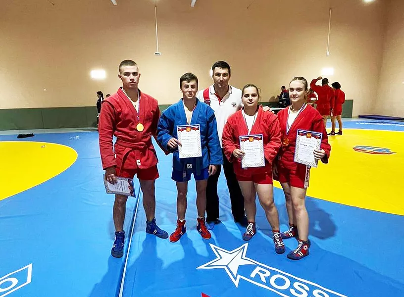 Керченские спортсмены завоевали медали двух турниров