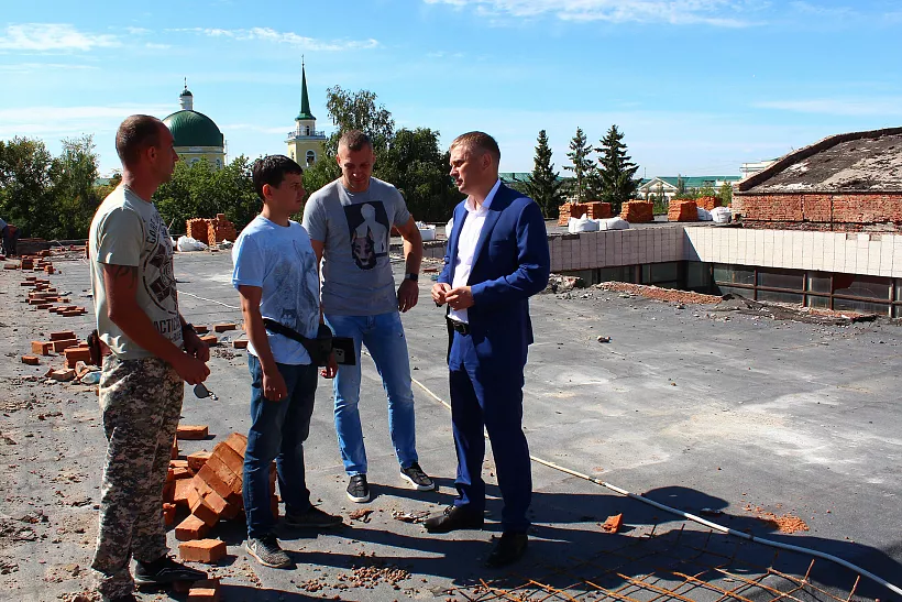 В&nbsp;омском Театре юного зрителя приступили к&nbsp;ремонту кровли