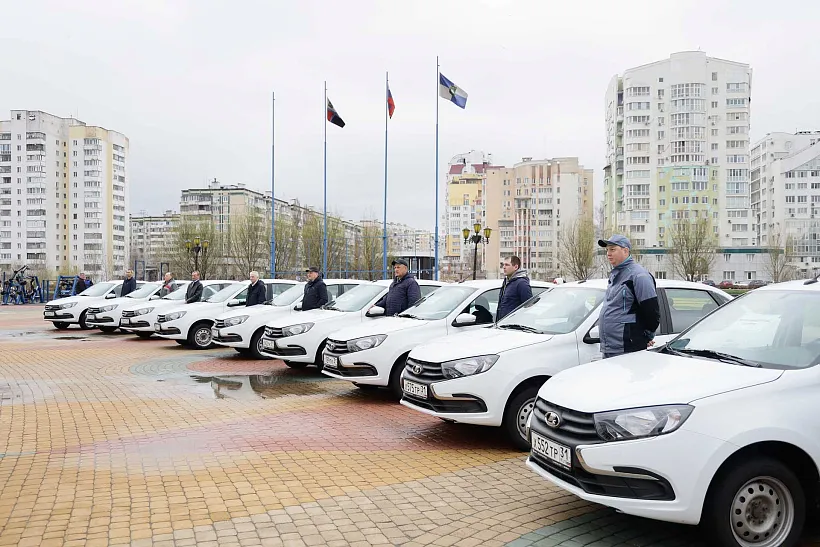 Больница в&nbsp;селе Стрелецком Белгородской области получила два автомобиля