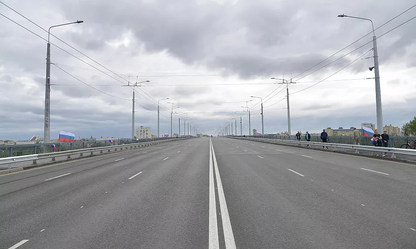 В&nbsp;центре Омска открылся после капремонта старейший мост через реку Иртыш