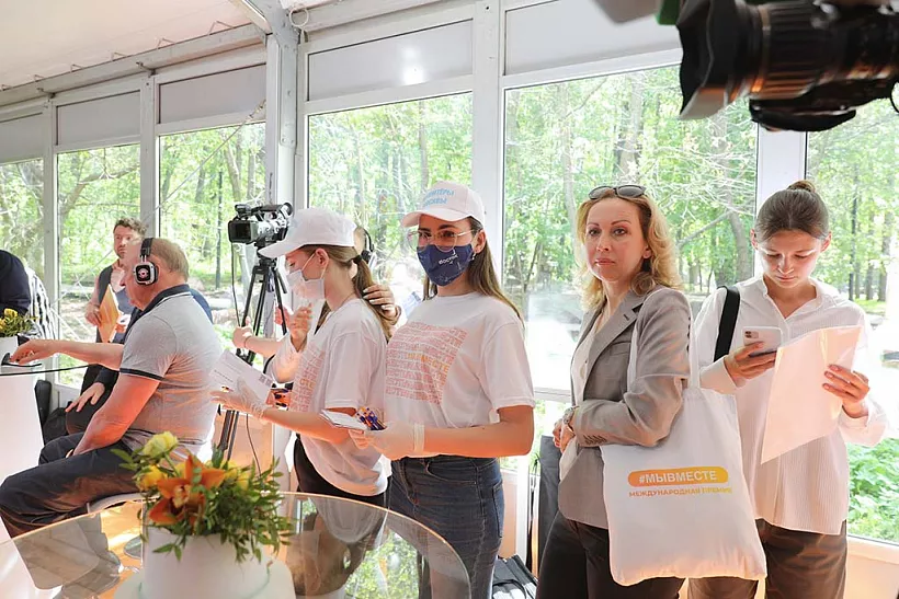 &laquo;Добро спешит на&nbsp;помощь&raquo;: стартовала международная премия #МЫВМЕСТЕ